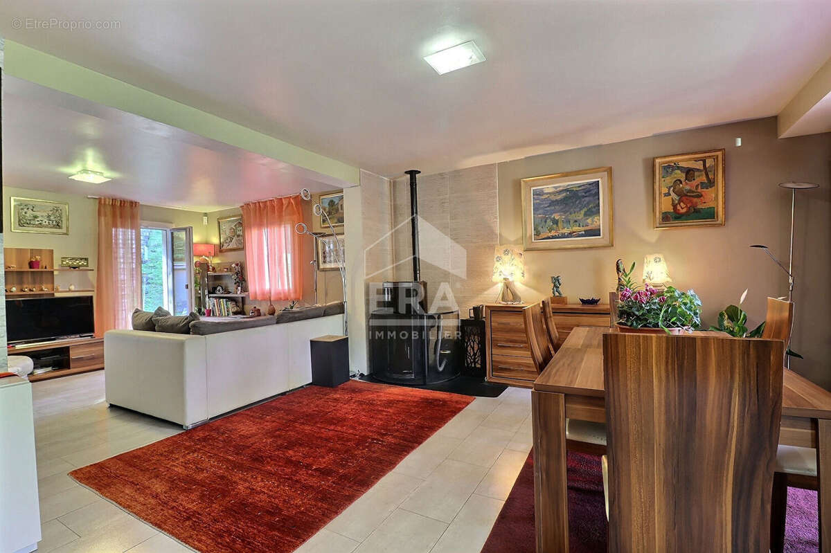 Maison à CHALO-SAINT-MARS