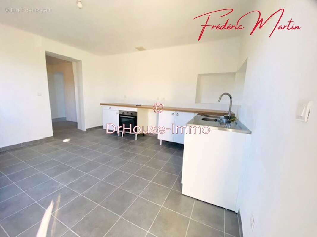 Maison à RIBAUTE-LES-TAVERNES