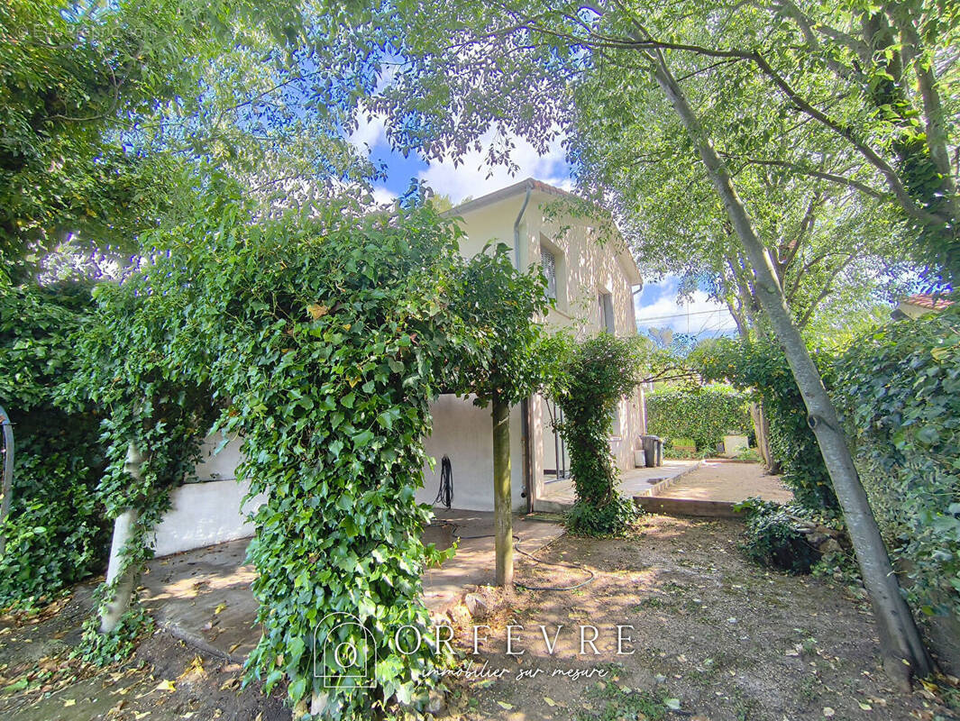 Maison à CASTRIES