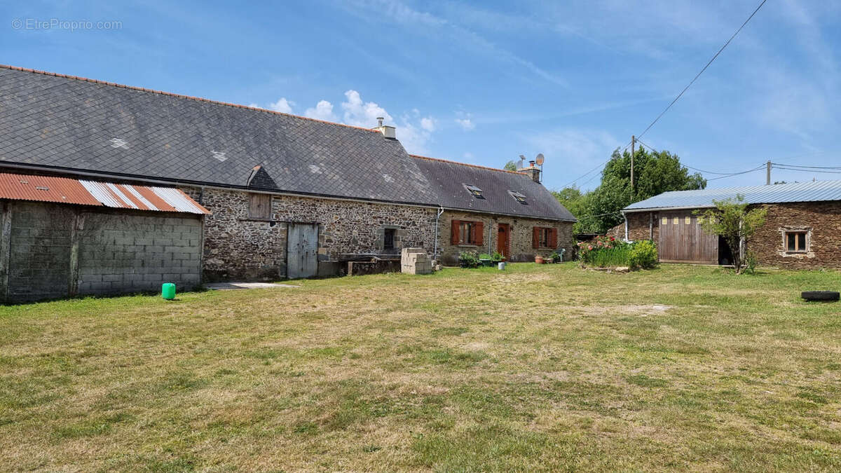 Maison à SAINT-BARNABE