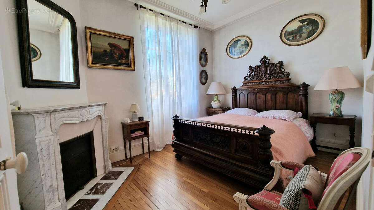 Maison à COMMERCY