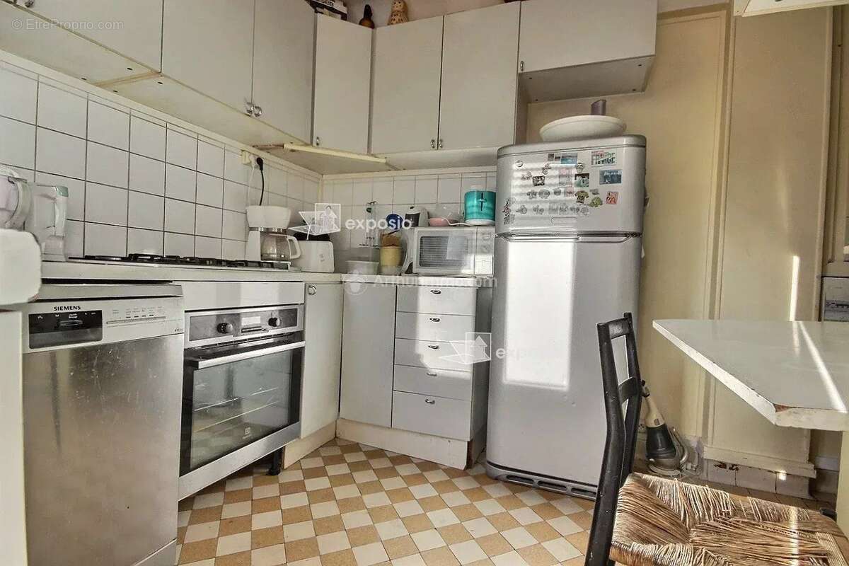Appartement à NEUILLY-SUR-SEINE