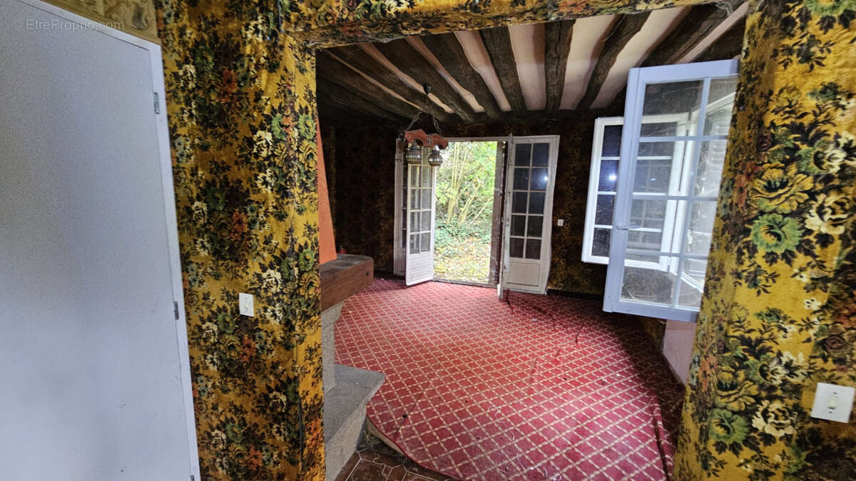 Maison à PRUNAY-LE-GILLON