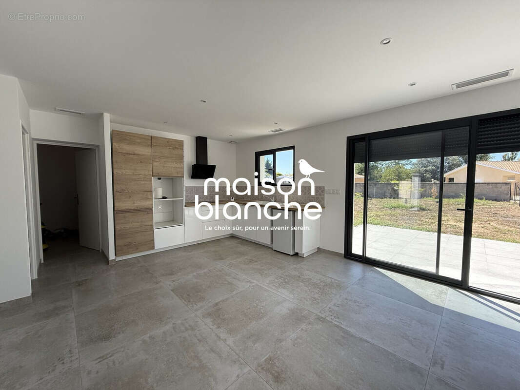 Maison à SAINT-DENIS-DE-PILE