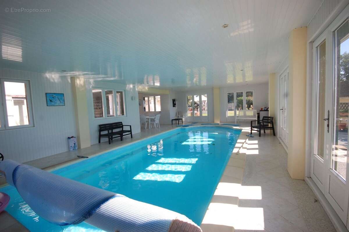 Maison à LA BAZEUGE