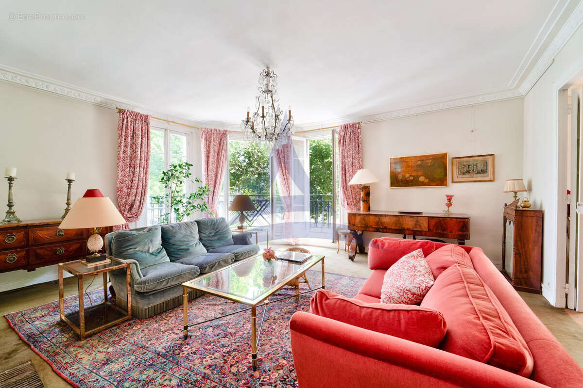 Appartement à PARIS-12E