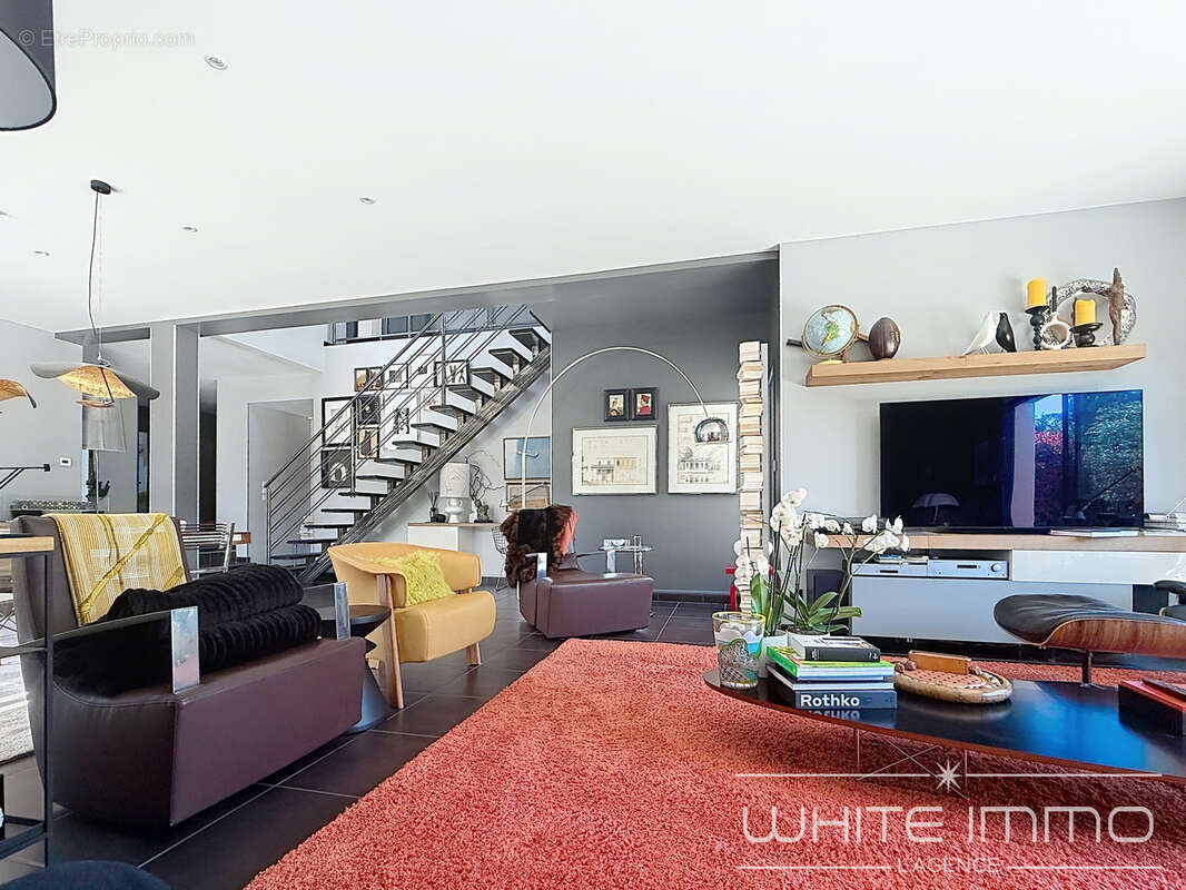 Maison à FRANCHEVILLE