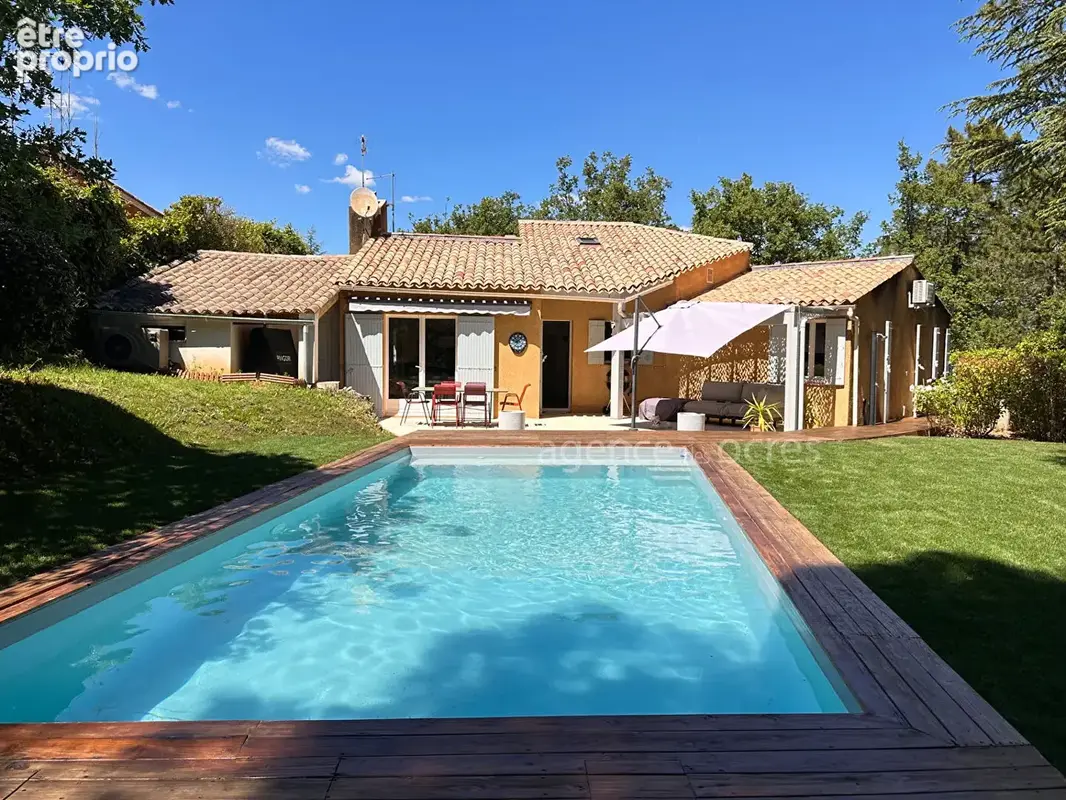 Maison à ROUSSILLON