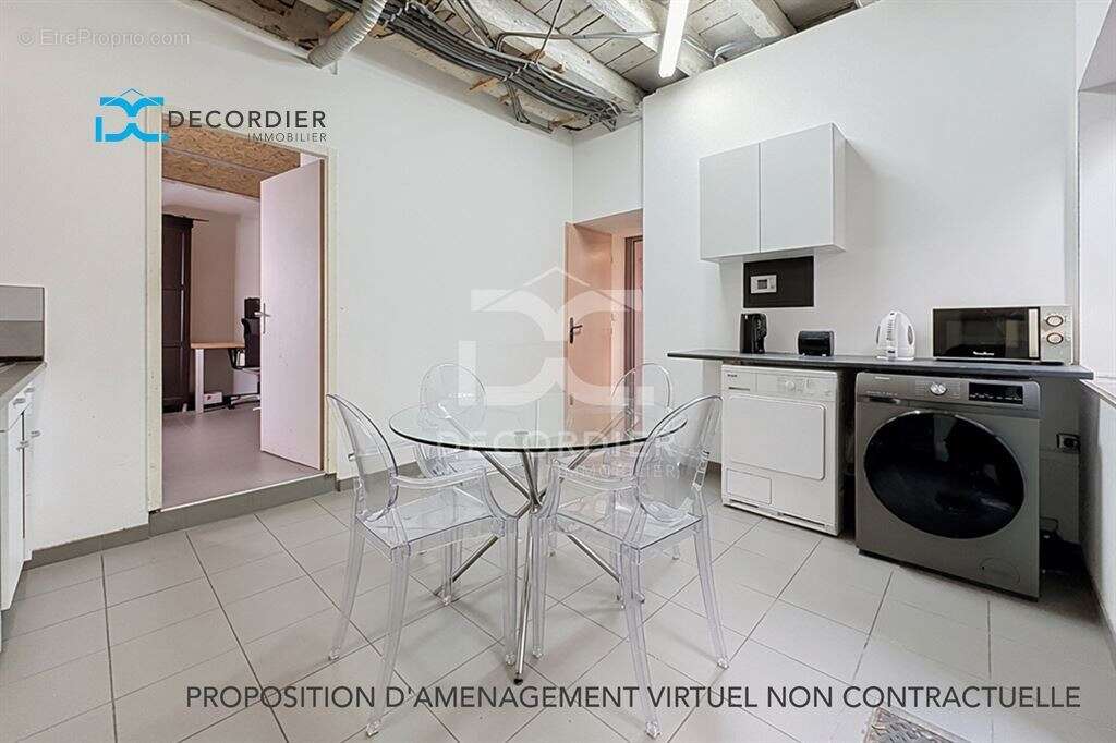 Evian centre - local commercial 65.57m² - photo 9