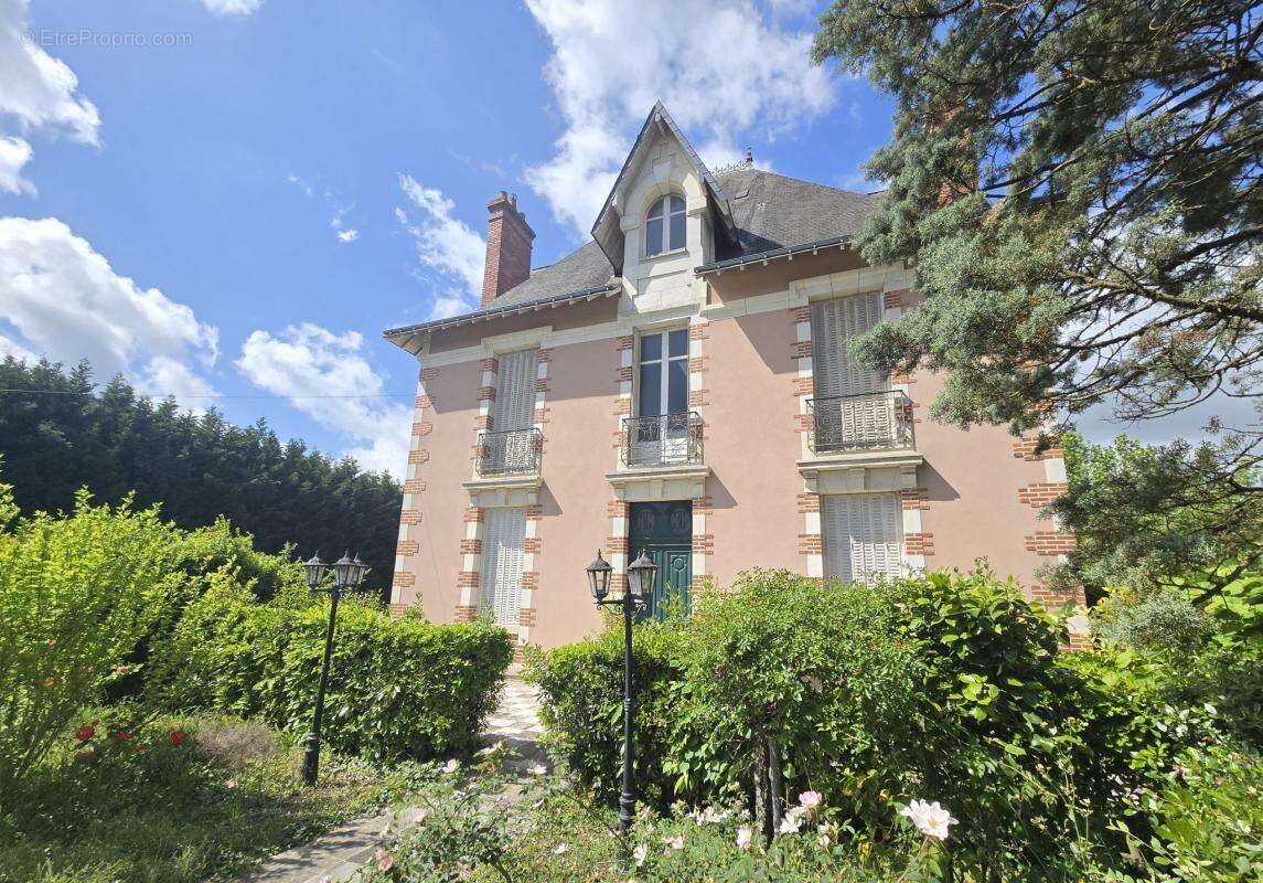 Maison à SABLE-SUR-SARTHE