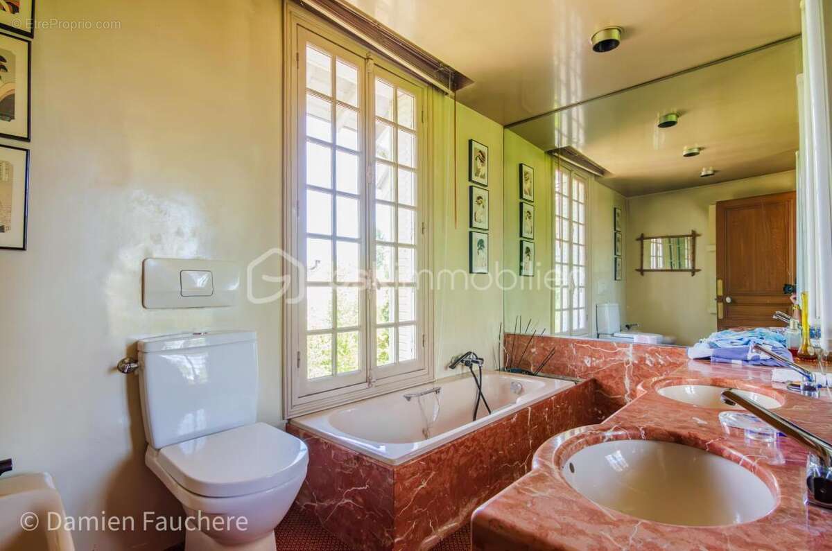 Élégante Demeure d'Architecte (1927) dans parc arboré de 1 785 m² - photo 21