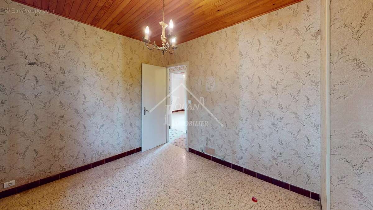 Maison lumineuse de 82 m² à Diou avec jardin - photo 13