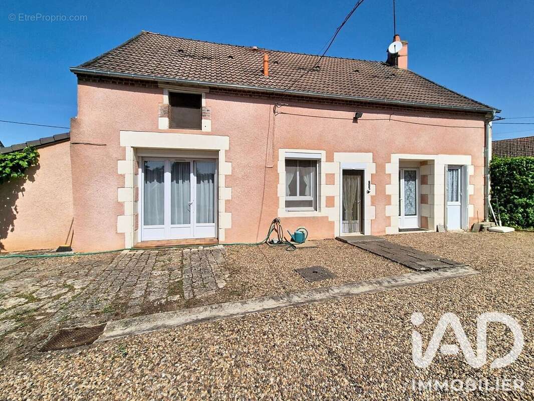 Photo 2 - Maison à LIVRY