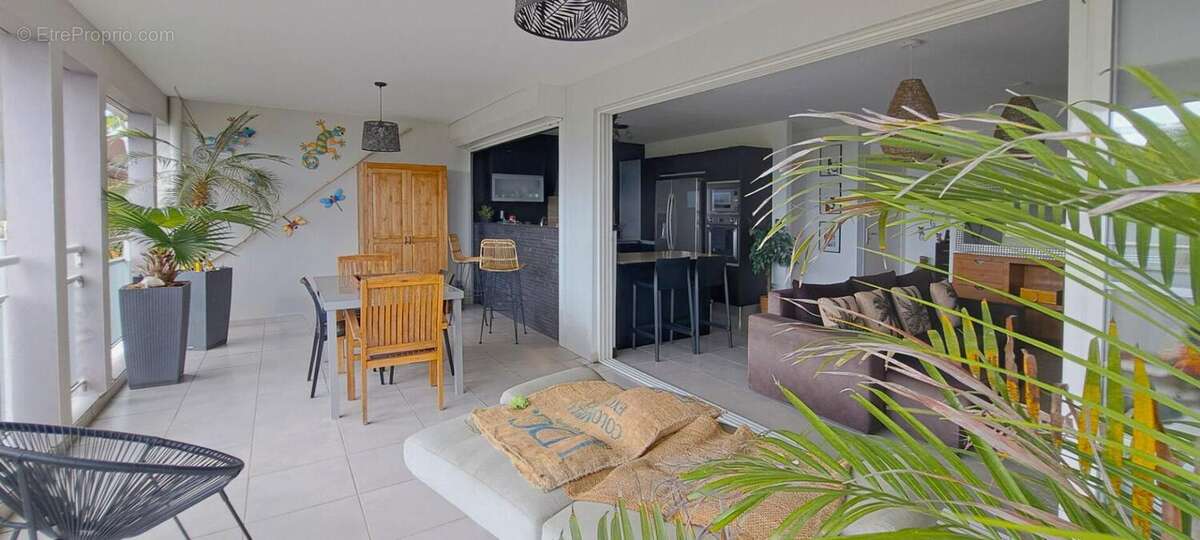 Appartement à LES TROIS-ILETS