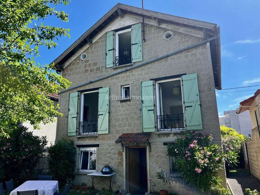 Maison à CHAMPIGNY-SUR-MARNE