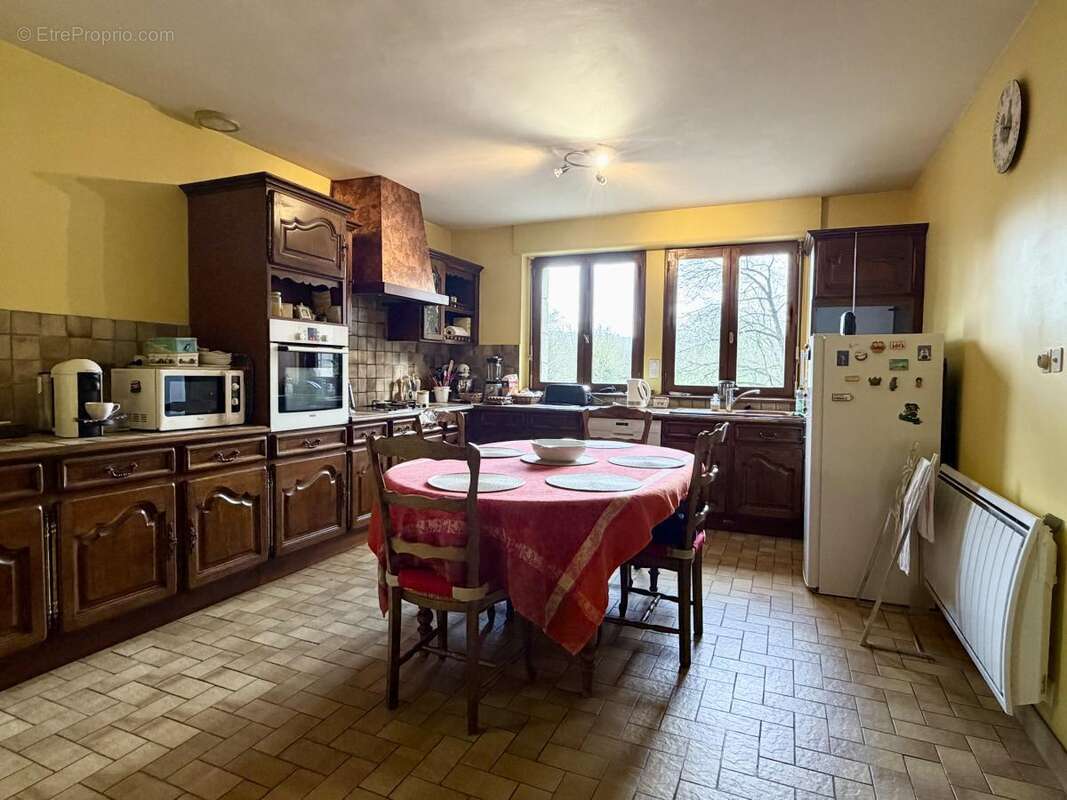 Maison à PLEYBER-CHRIST