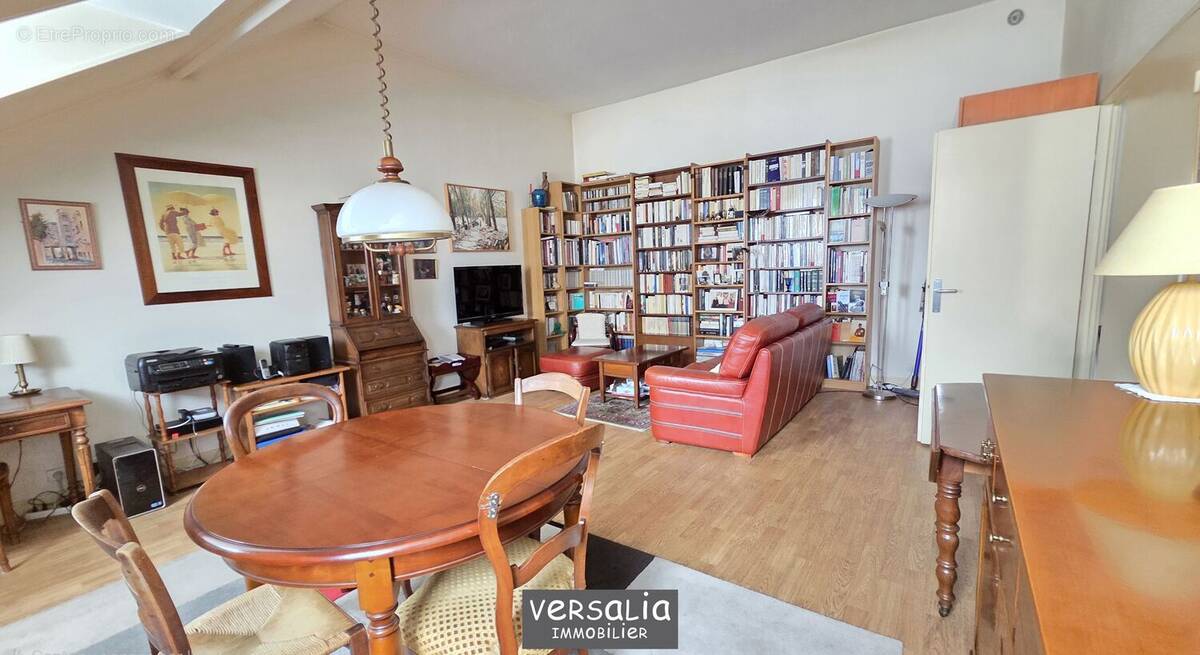 Appartement à VERSAILLES