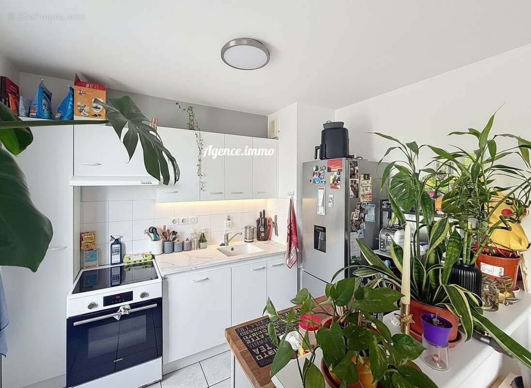 Appartement 45 m² à La Riche  - photo 2