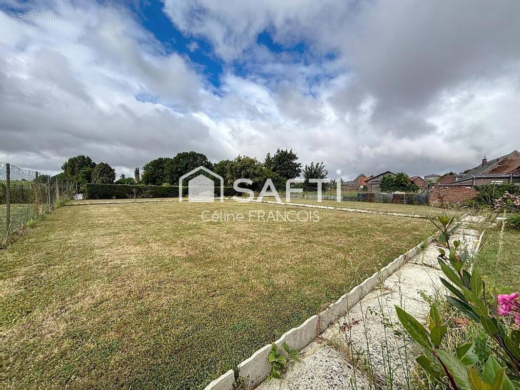 Photo 1 - Maison à ROISEL