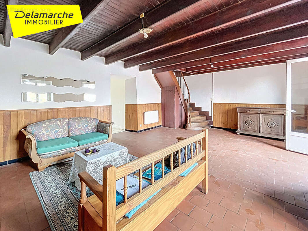 Maison à SAINT-SAUVEUR-LENDELIN