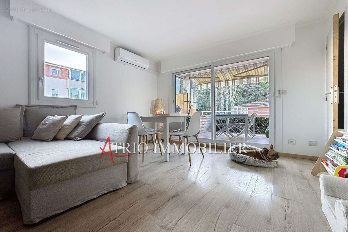 Appartement à CAGNES-SUR-MER