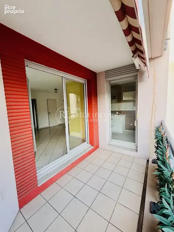 Appartement avec garage et balcon de type T3 - photo 5