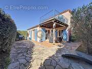 Maison à ROQUEBRUNE-SUR-ARGENS