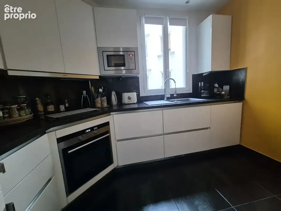 Appartement 3 pièces 80 m² à vendre à Paris-18e (75018) - photo 8
