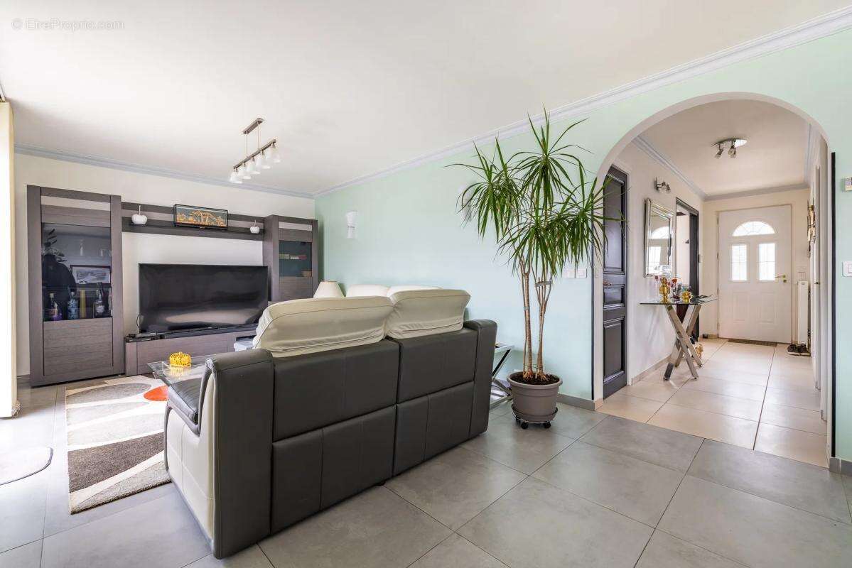 Maison à ORMESSON-SUR-MARNE