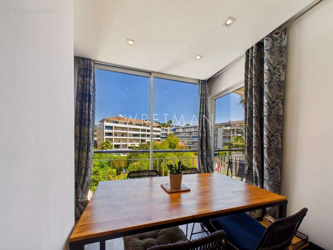 Appartement à CANNES
