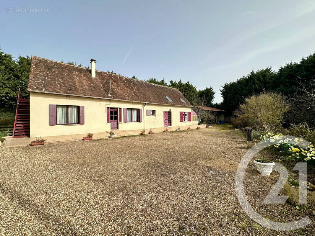 Maison à LE GAULT-PERCHE