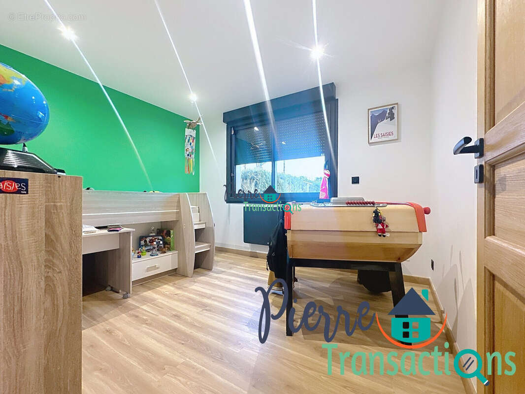 Maison à LILLEBONNE