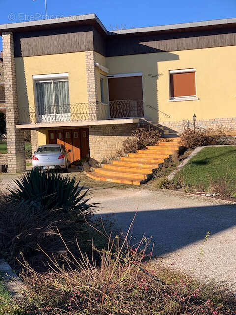 Maison à SEMOUTIERS-MONTSAON