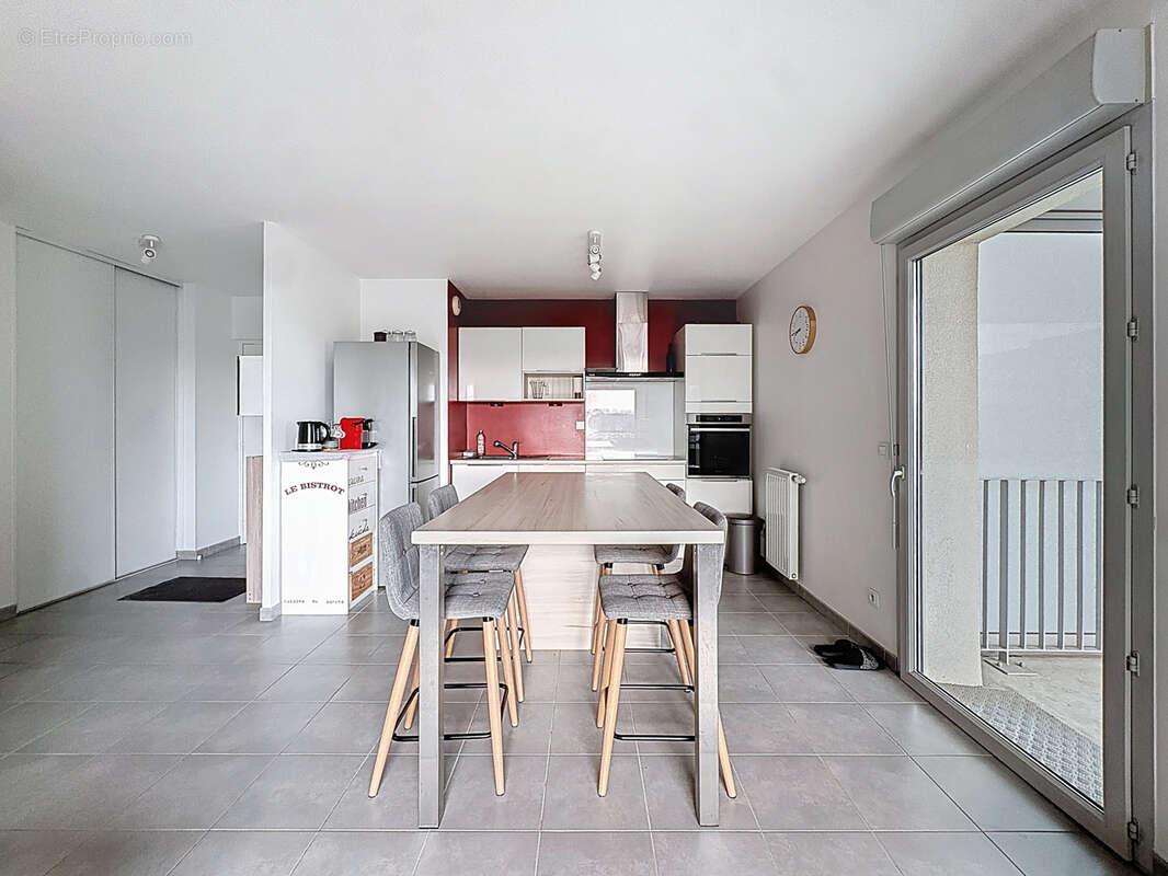 Appartement à VAULX-EN-VELIN