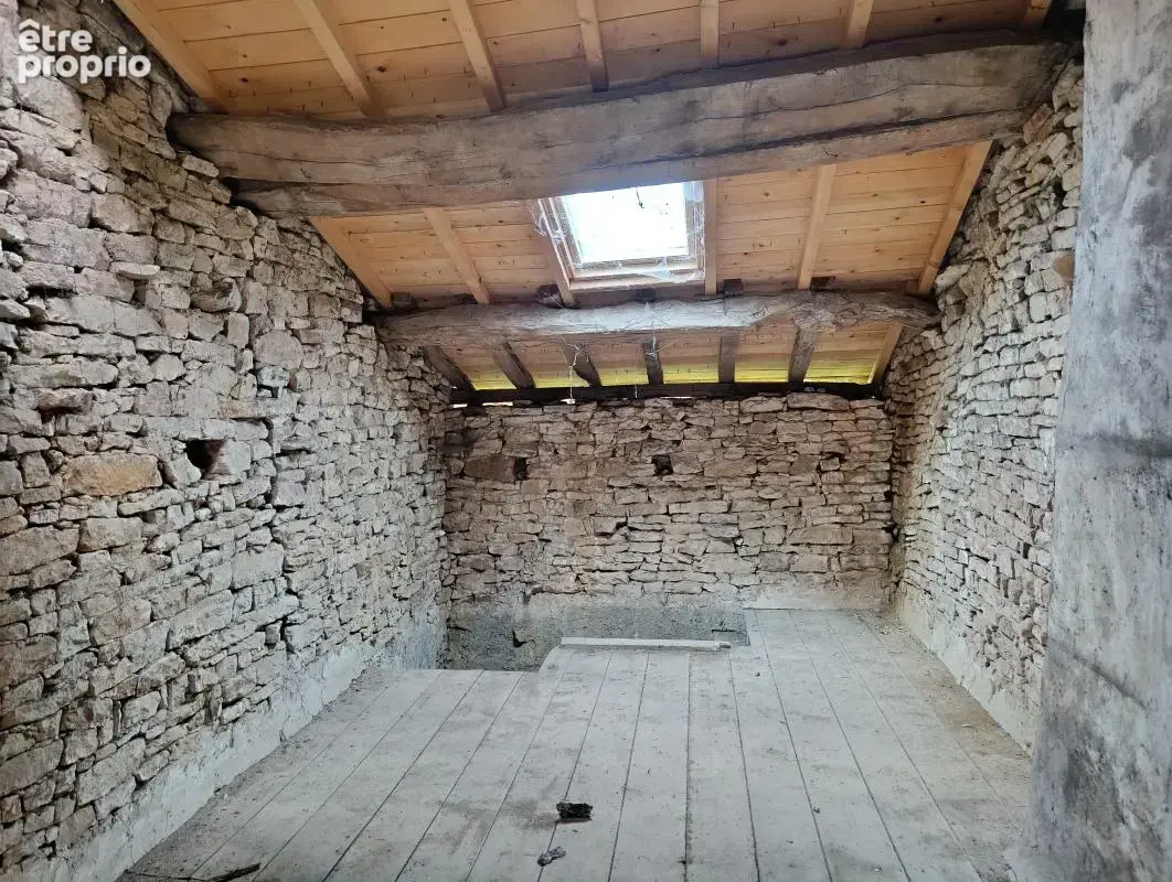 Maison a rénover - terrain- dépendances - photo 8