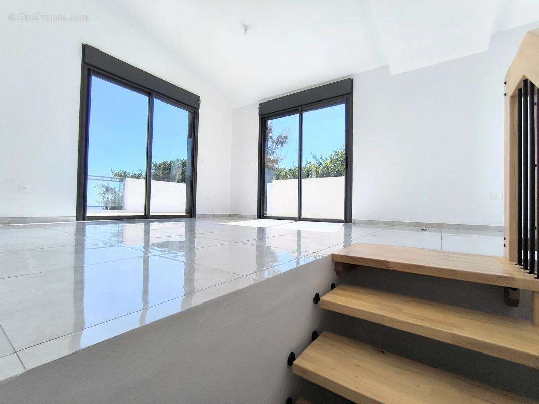 Appartement à SAINT-PIERRE