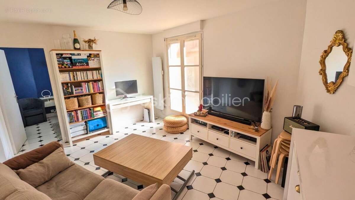 Charmant T2 rénové avec goût proche centre historique de Brie-Comte-Robert - photo 2