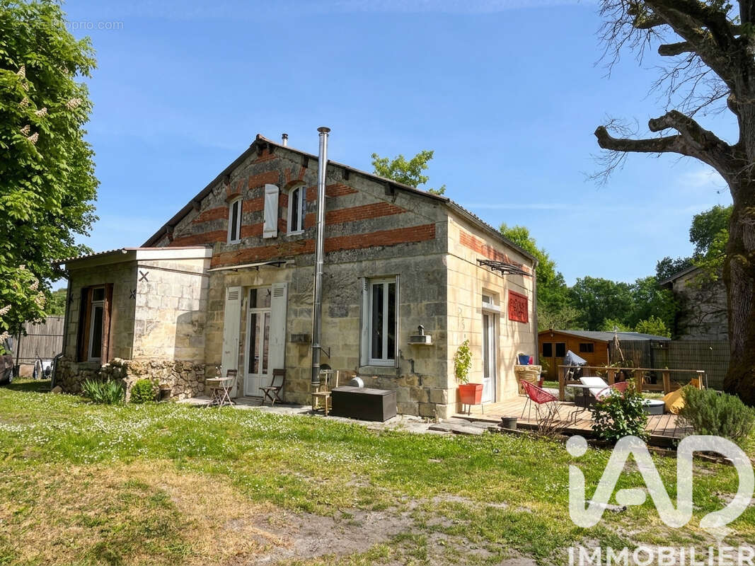 Maison 137 m² à Pessac  - photo 3