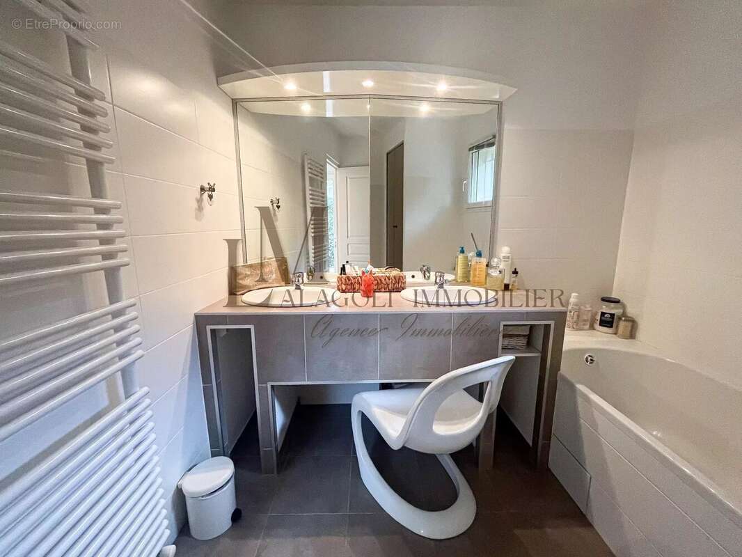 Maison à PORTO-VECCHIO