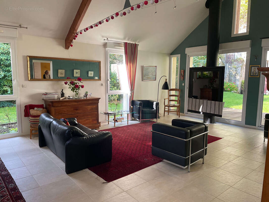 Maison à VERNOU-SUR-BRENNE