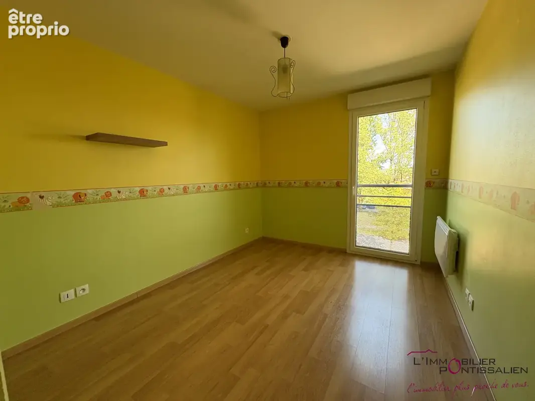 Pontarlier - les epinettes : appartement de type 3 avec ascenseur, terrasse, cave, box en sous-sol et parking - photo 15
