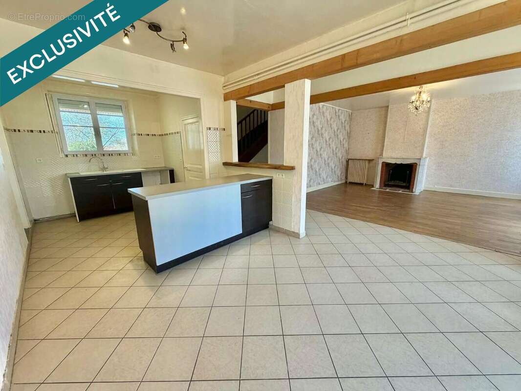 Photo 2 - Maison à CHAUMUZY