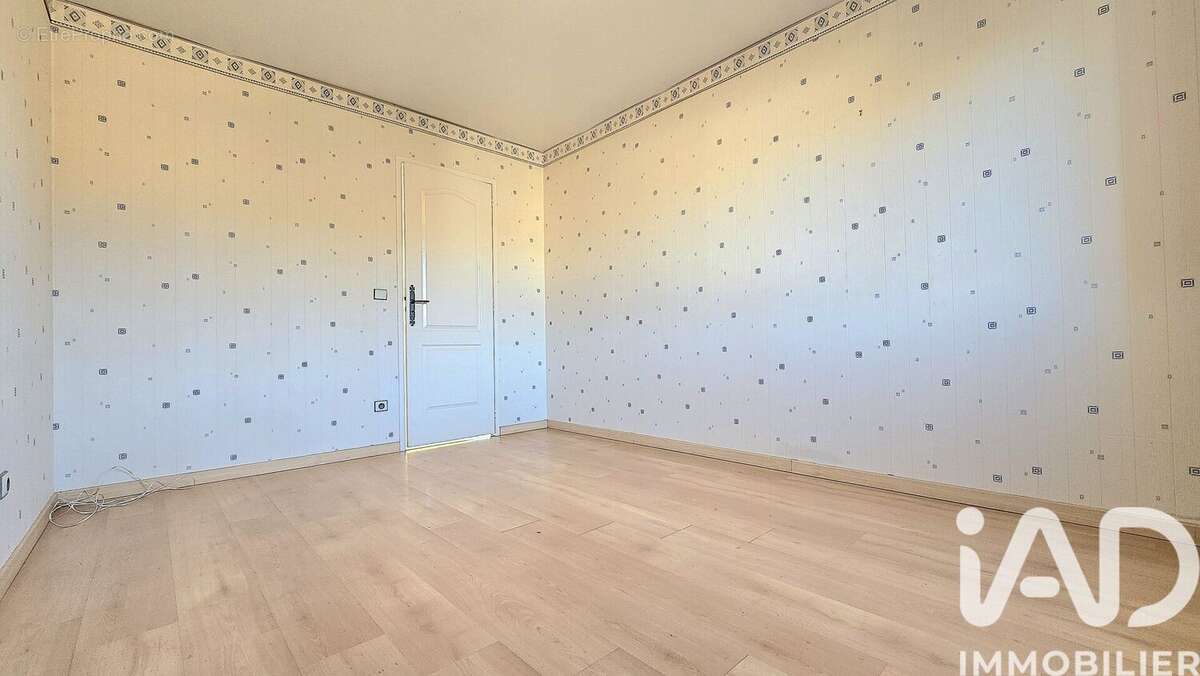 Photo 9 - Maison à DANNEMOIS