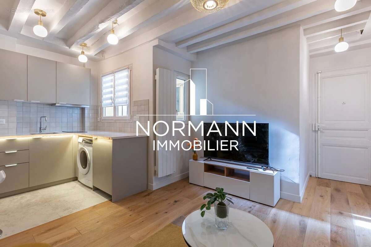 Appartement à PARIS-3E