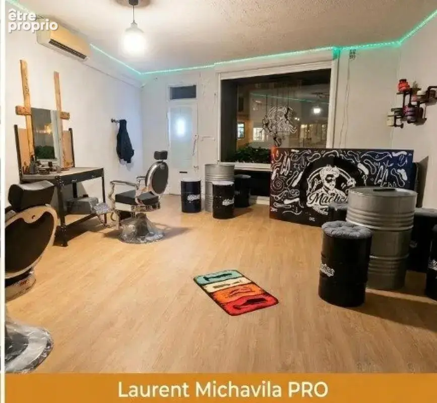 Un commerce prêt à l'emploi, au cœur de Béziers  Barber shop · Salon de coiffure · Studio de tatouage — Centre-ville - photo 2