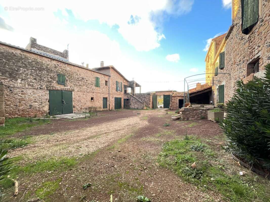 Maison à OCTON