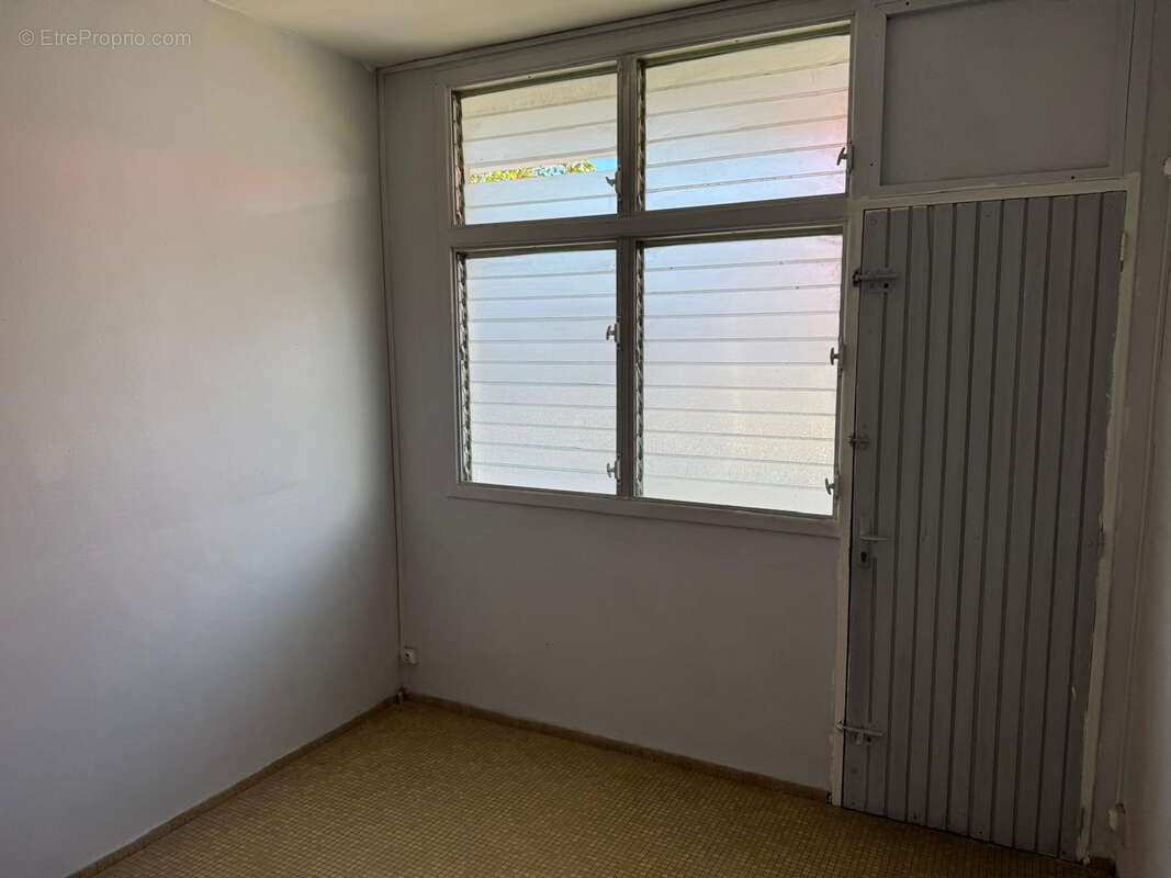 Appartement à CAPESTERRE-BELLE-EAU