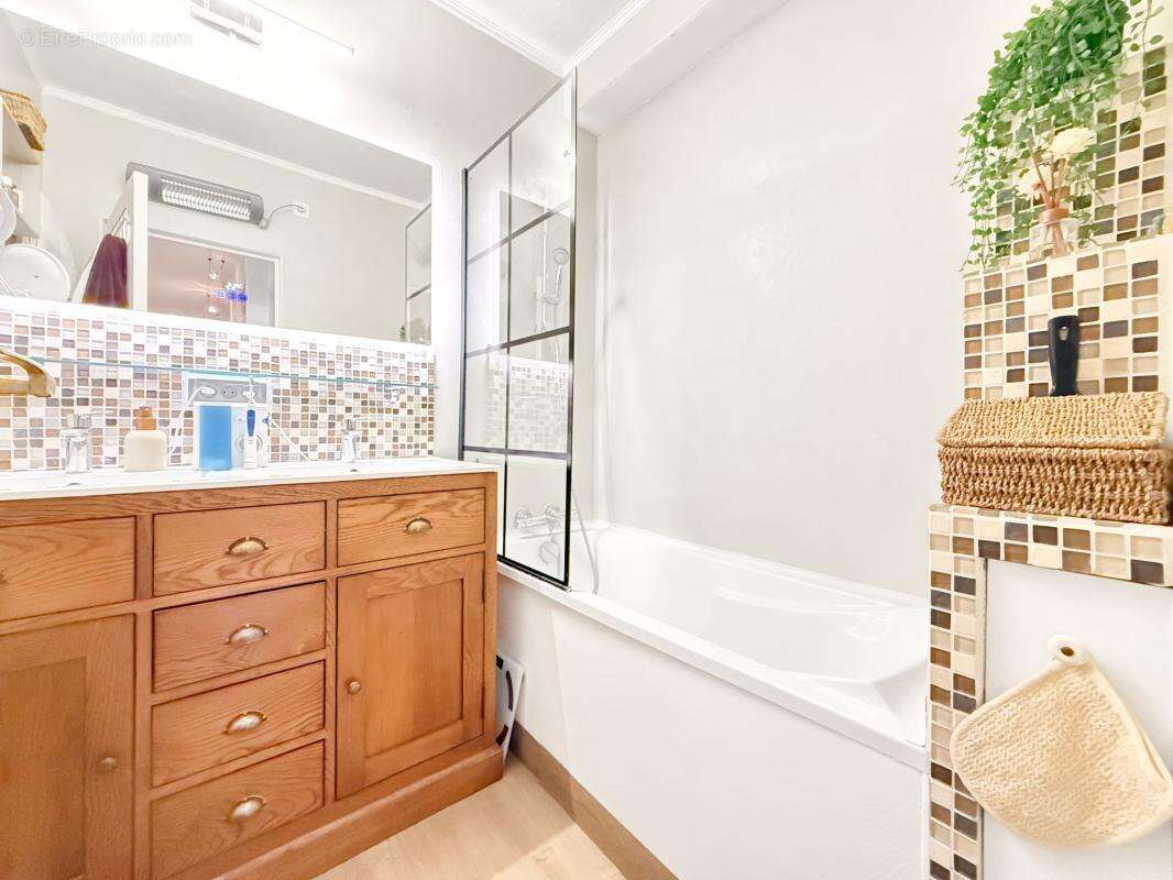 Appartement à CAGNES-SUR-MER