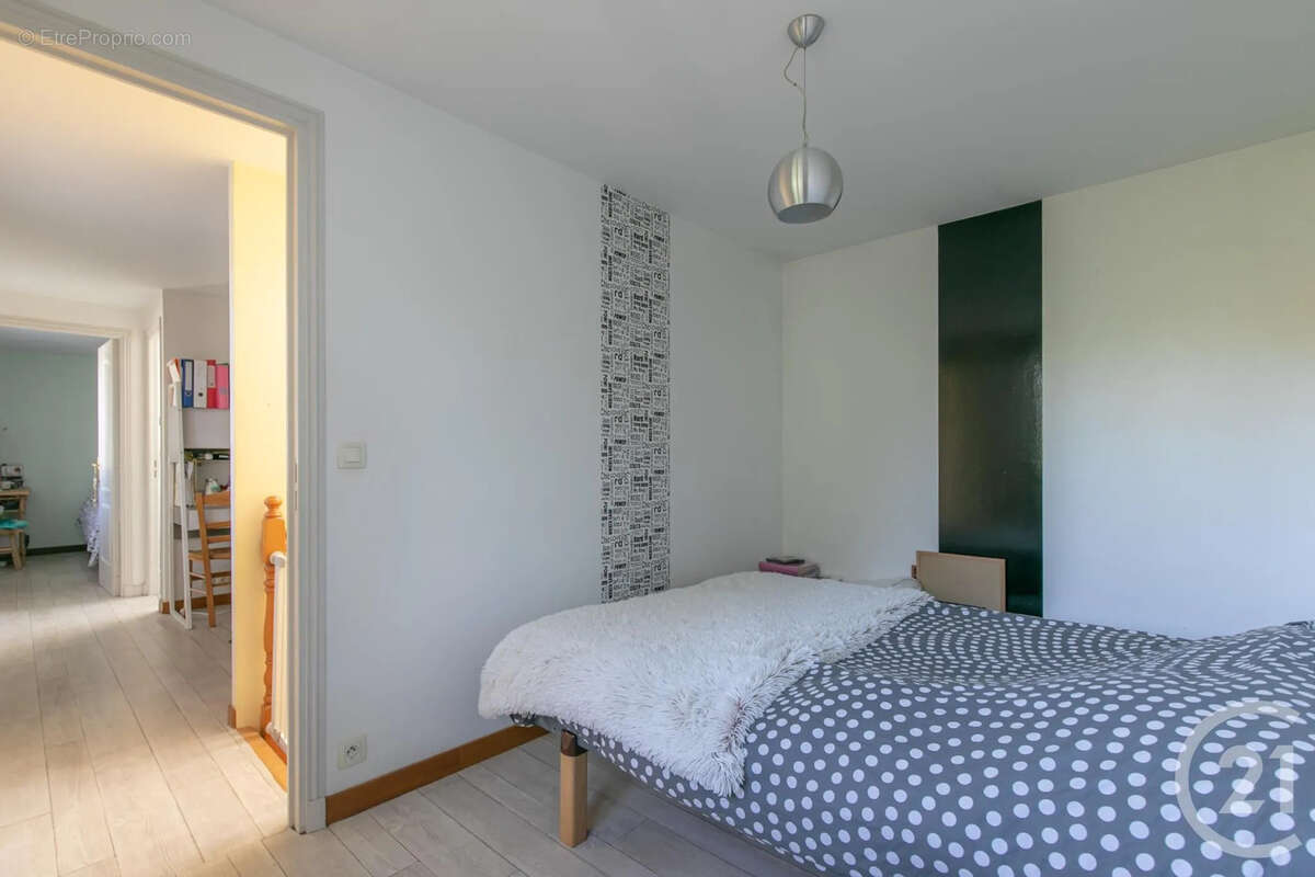 Maison à CHAMPIGNY-SUR-MARNE