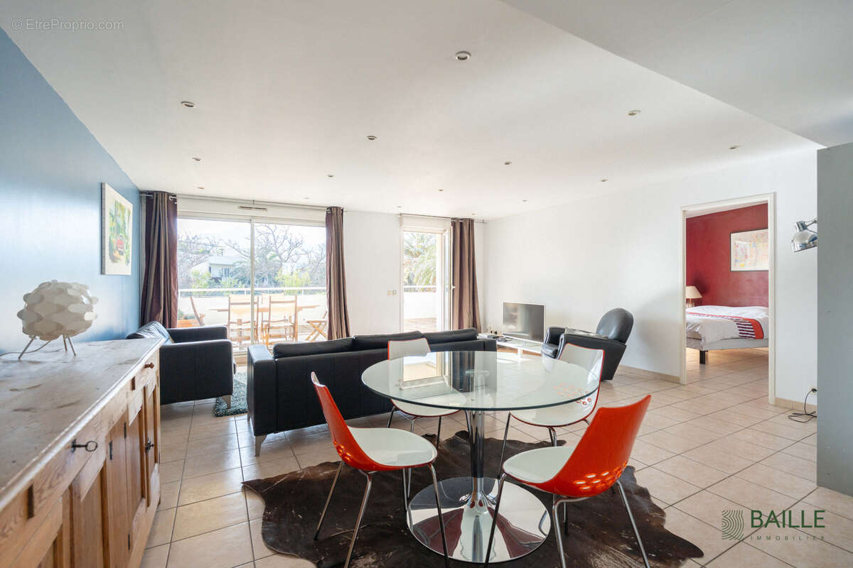 Appartement à MARSEILLE-8E